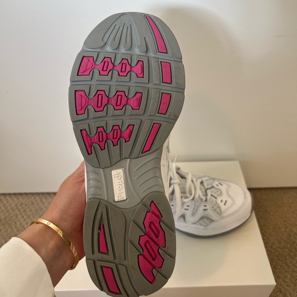 Propet White Runners - Picture 8 of 9